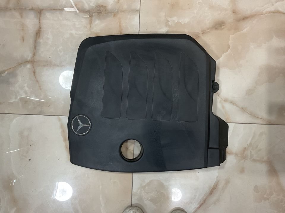 A2640102400 MERCEDES W205 W213 W222 W238 W253 W257 MOTOR ÜST KAPAGI ÇIKMA ORJİNAL