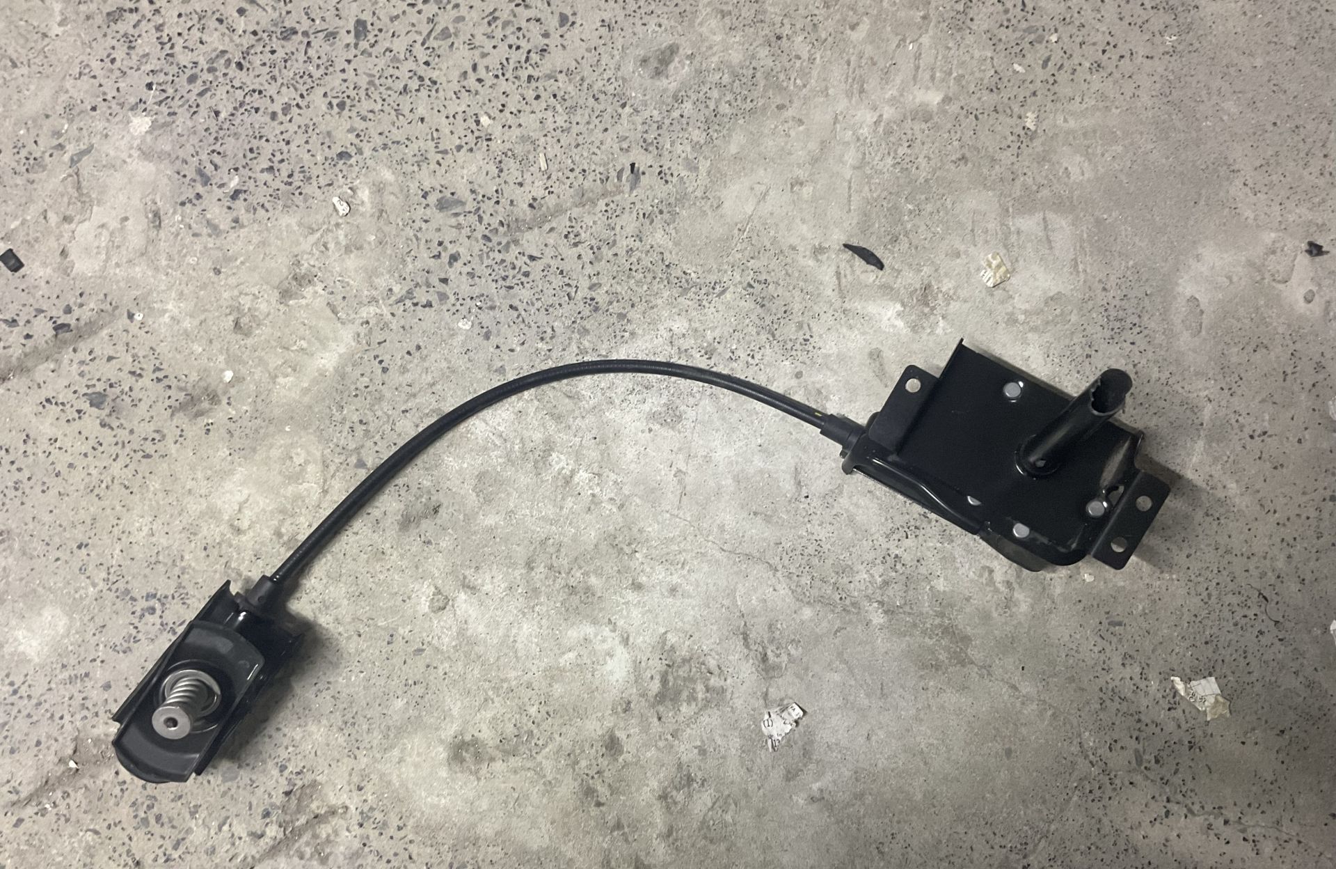 A6394000339 MERCEDES VİTO VİANO STEPNE SUSTURUCU ÇIKMA ORJİNAL