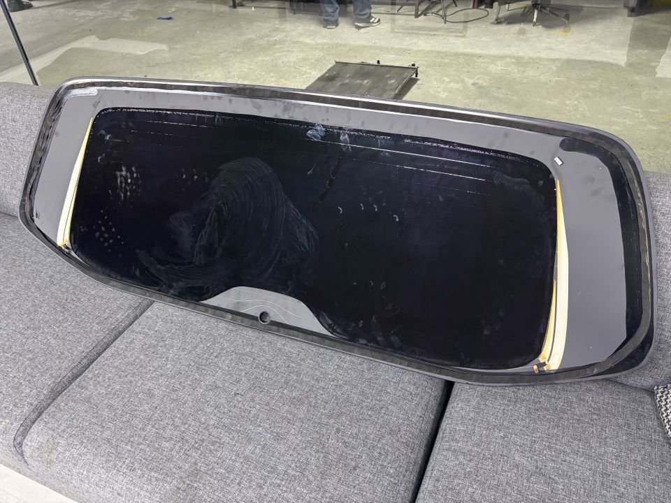 MERCEDES VİTO W447 BAGAJ KAPAK CAMI ÇIKMA ORJİNAL