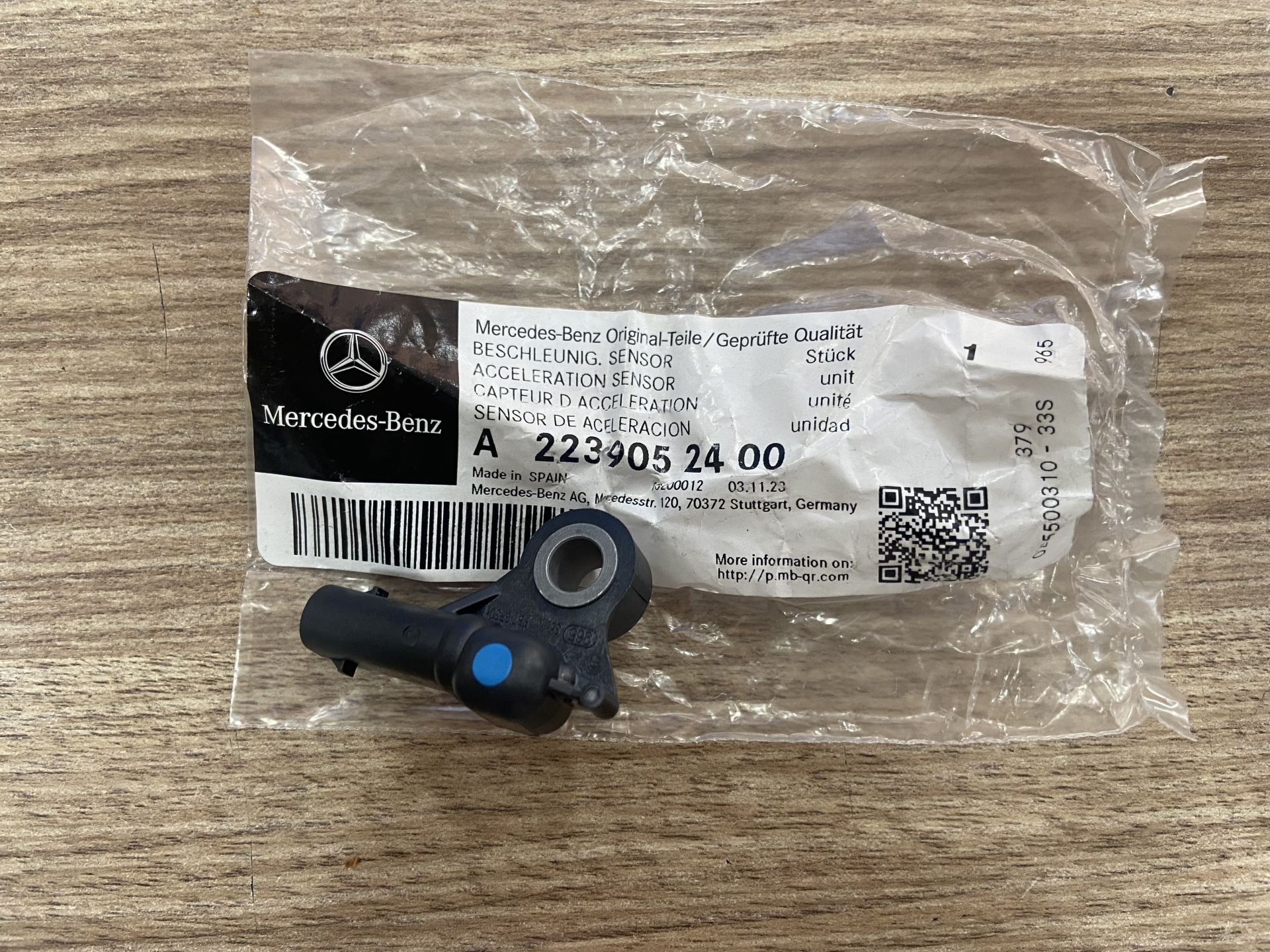 A2239052400 MERCEDES W118 W167 W177 W206 W223 W247 DARBE SENSÖRÜ SIFIR ORJİNAL