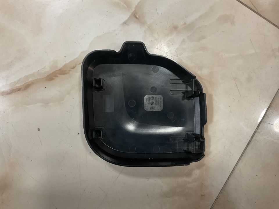 12908616569 8616569 BMW F20 LCİ F21 LCİ F30 LCİ F31 F35 LCİ F80 LCİ F82 F83 SİGORTA KUTUSU KAPAĞI SIFIR ORJİNAL