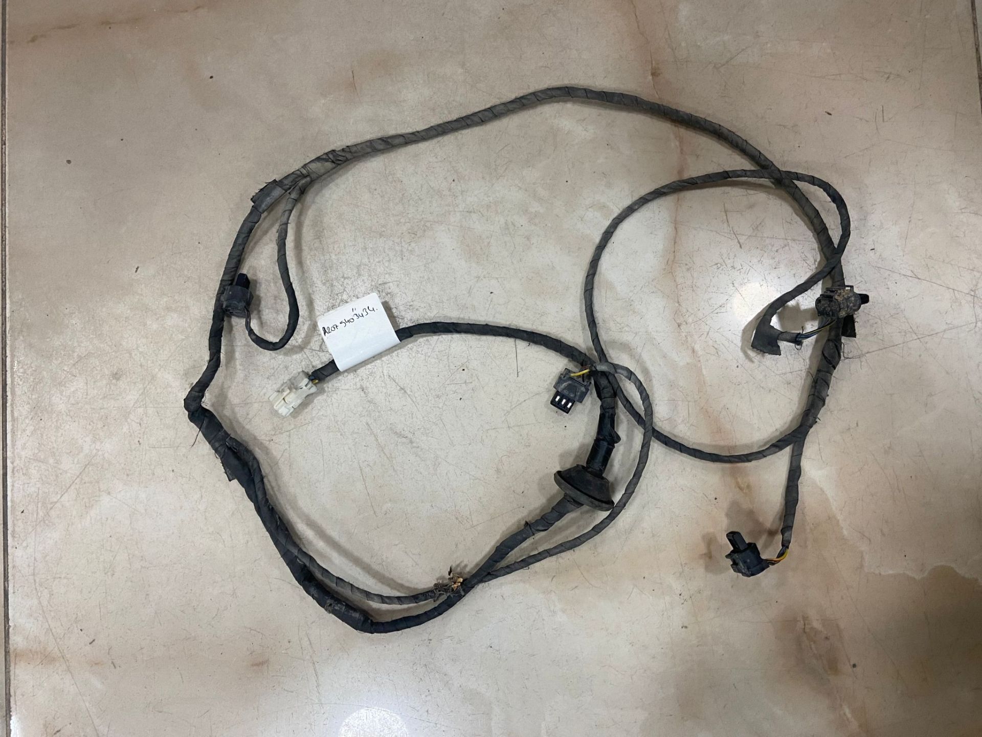 A2075403434 W204 W207 MERCEDES ARKA PARK SENSÖR TESİSATI ÇIKMA ORJİNAL