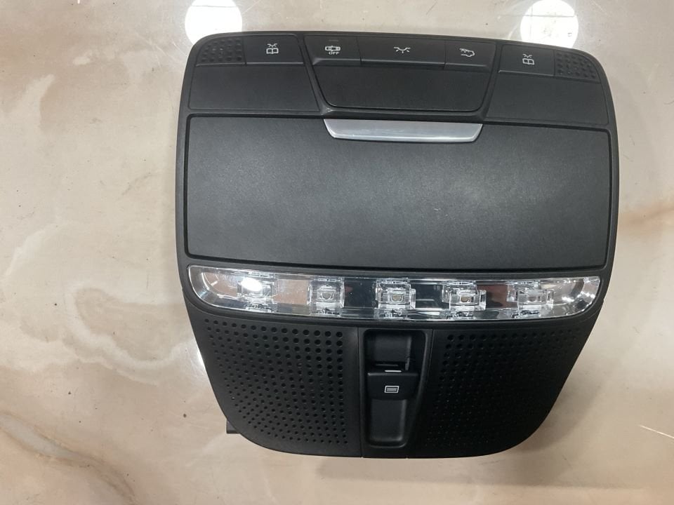 A0009005510 MERCEDES W213 W238 TAVAN LAMBASI SUNROOF DÜĞMESİ ÇIKMA ORJİNAL
