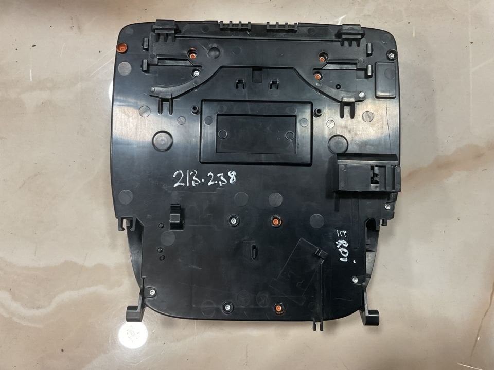A0009005510 MERCEDES W213 W238 TAVAN LAMBASI SUNROOF DÜĞMESİ ÇIKMA ORJİNAL