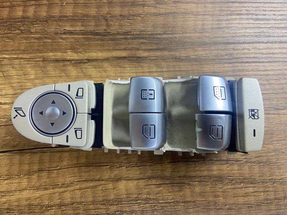 A2229052004 MERCEDES W222 S SERİ SOL ÖN CAM DÜĞMESİ ÇIKMA ORJİNAL