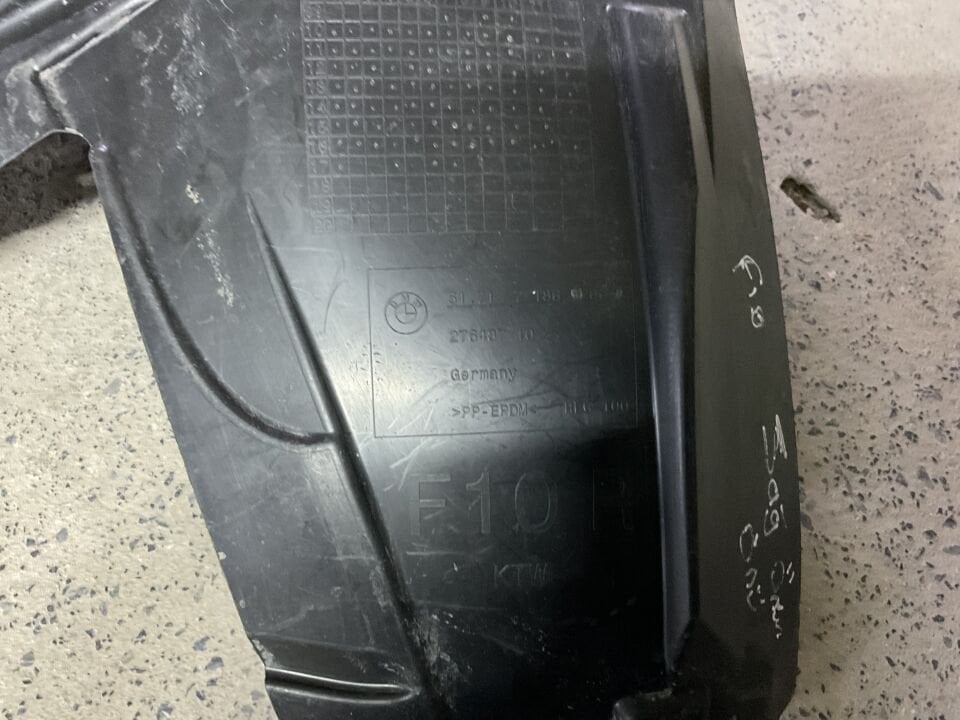51717186728 7186728 BMW F10 LCİ SAĞ ÖNÜN ÖNÜ DAVLUMBAZ ÇIKMA ORJİNAL