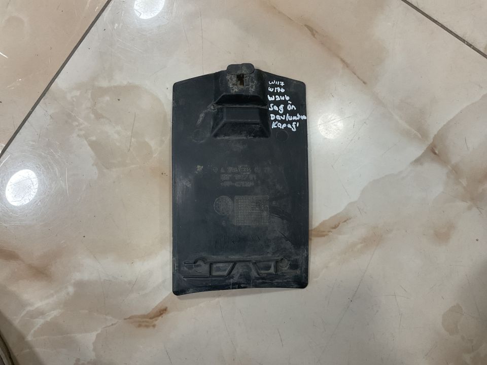 A2468840222 MERCEDES W246 W176 SAĞ ÖN ÇAMURLUK DAVLUMBAZ KAPAĞI ÇIKMA ORJİNAL