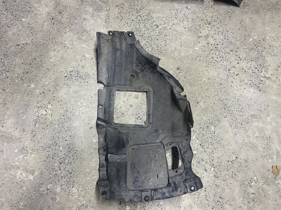 7260709 BMW F20 F21 F23 SOL ÖNÜN ÖNÜ DAVLUMBAZ ÇIKMA ORJİNAL