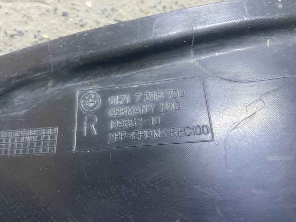 51717315730 7315730 BMW G20 SAĞ ÖNÜN ÖNÜ DAVLUMBAZ ÇIKMA ORJİNAL