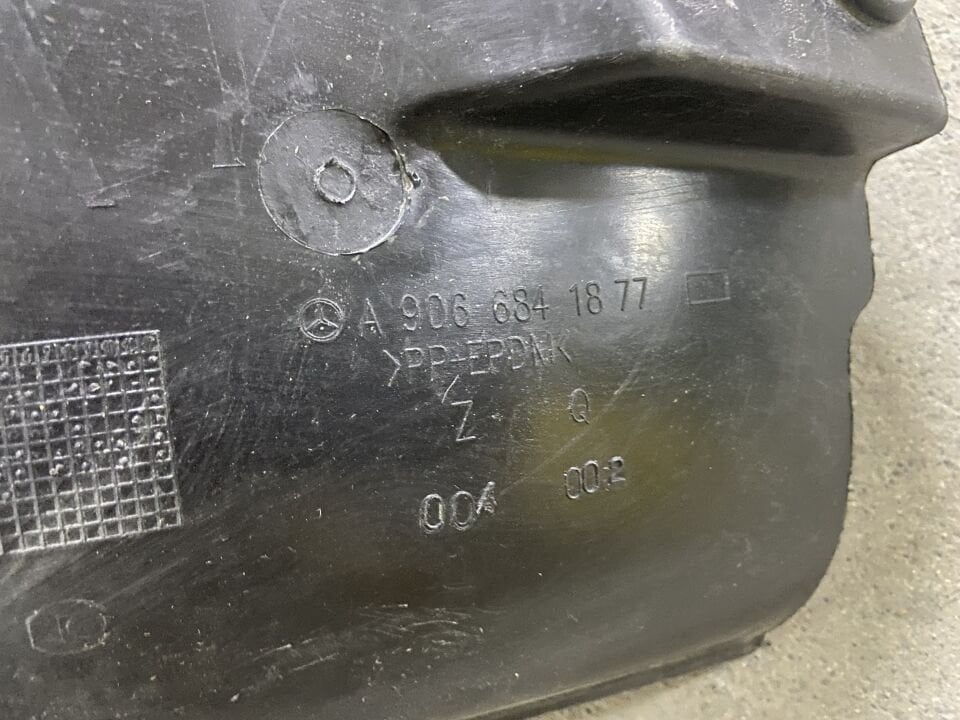 A9066841877 MERCEDES W906 SAĞ ÖNÜN ARKASI DAVLUMBAZ ÇIKNA ORJİNAL