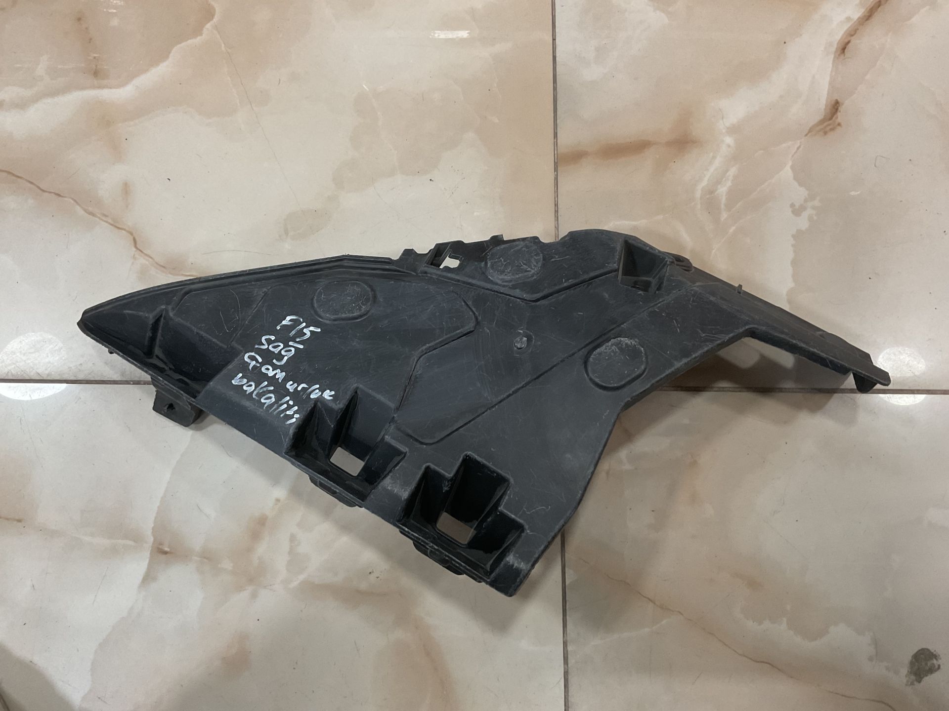 51117337092 7337092 BMW F15 X5 SAĞ ÖN ÇAMURLUK BRAKETİ ÇIKMA
