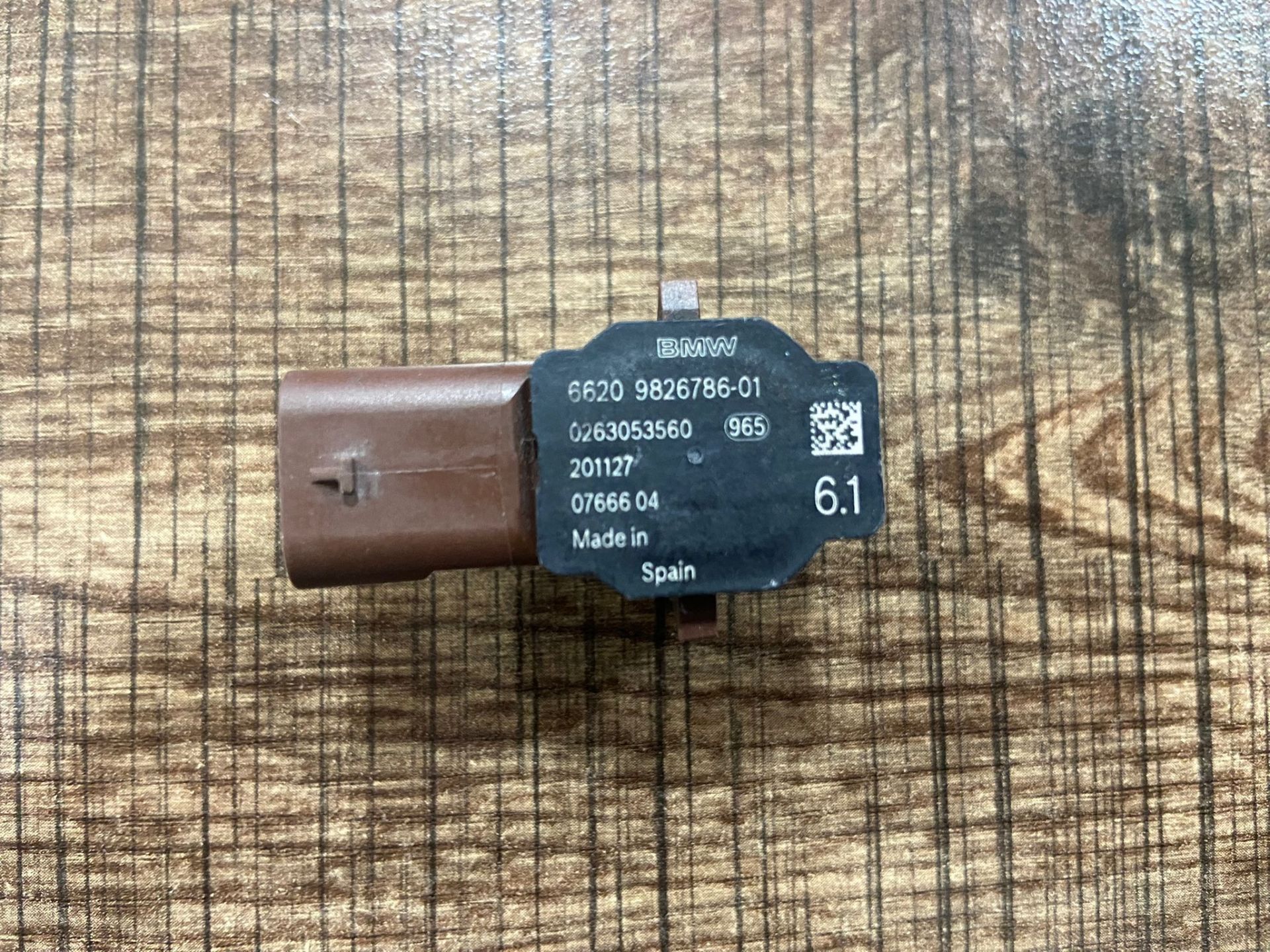 66209826786  9826786 G11 G30 G20 G05 G01 BMW PARK SENSÖRÜ ÇIKMA ORJİNAL