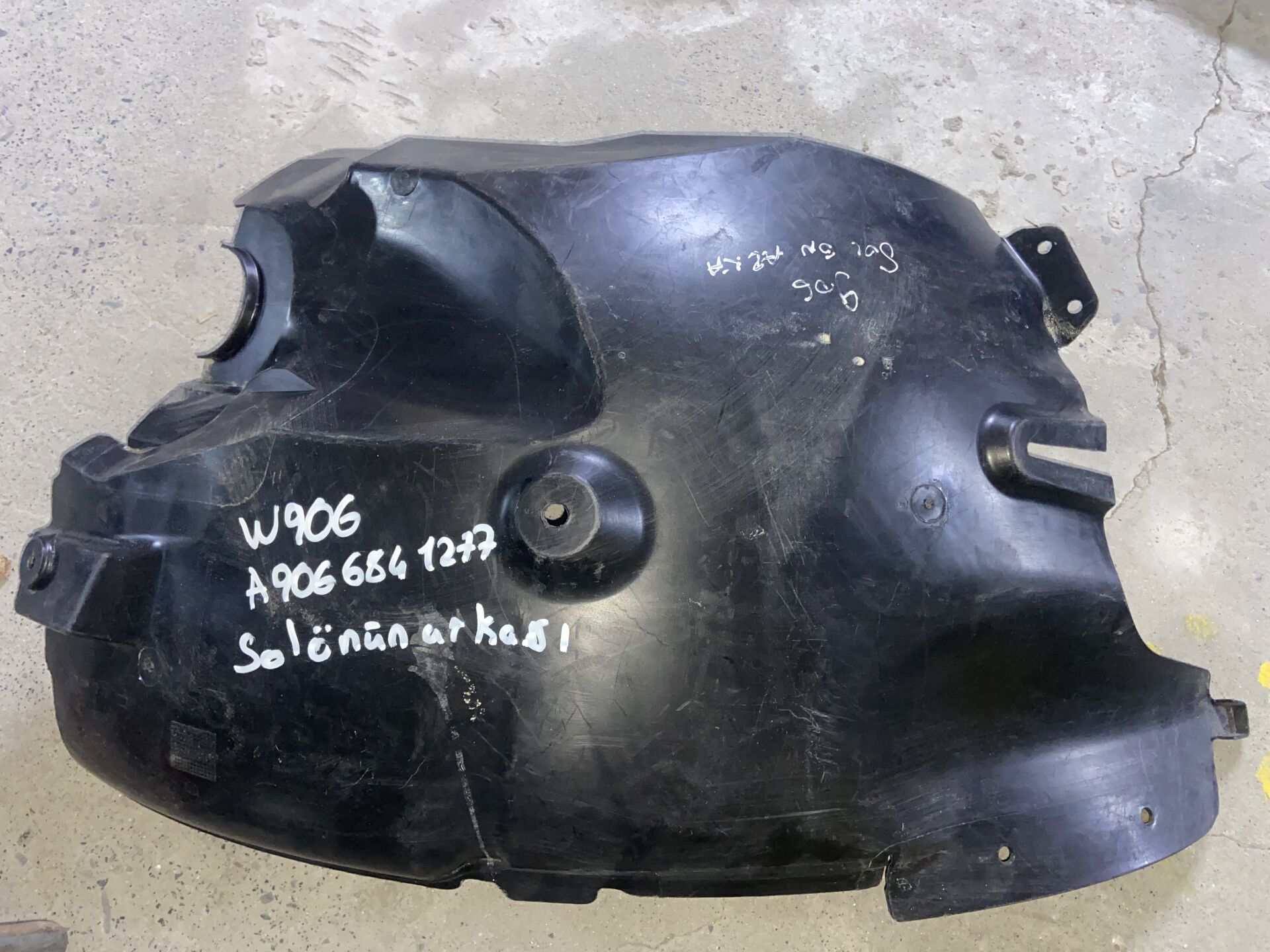 A9066841277 MERCEDES W906 SOL ÖNÜN ARKASI DAVLUMBAZ ÇIKMA ORJİNAL