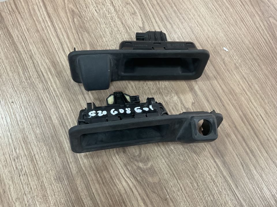 51247405634 7405634 BMW G20 G01 G08 BAGAJ AÇMA KOLU ÇIKMA ORJİNAL