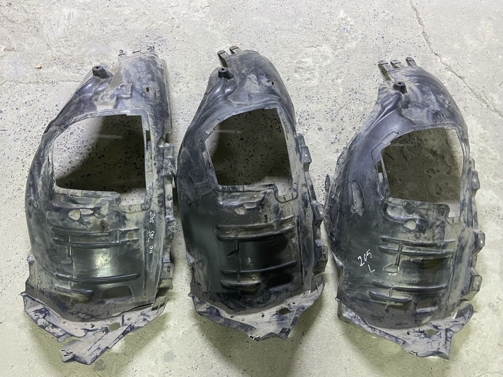 A2056903301 MERCEDES W205 C180 C200 SOL ÖNÜN ÖNÜ DAVLUMBAZ ÇIKMA ORJİNAL