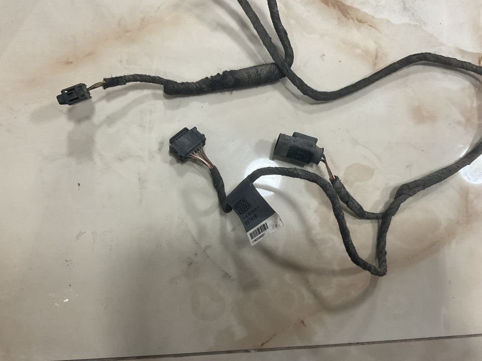 A4475404535 MERCEDES VİTO W447 ARKA RADAR TESİSATI ÇIKMA ORJİNAL