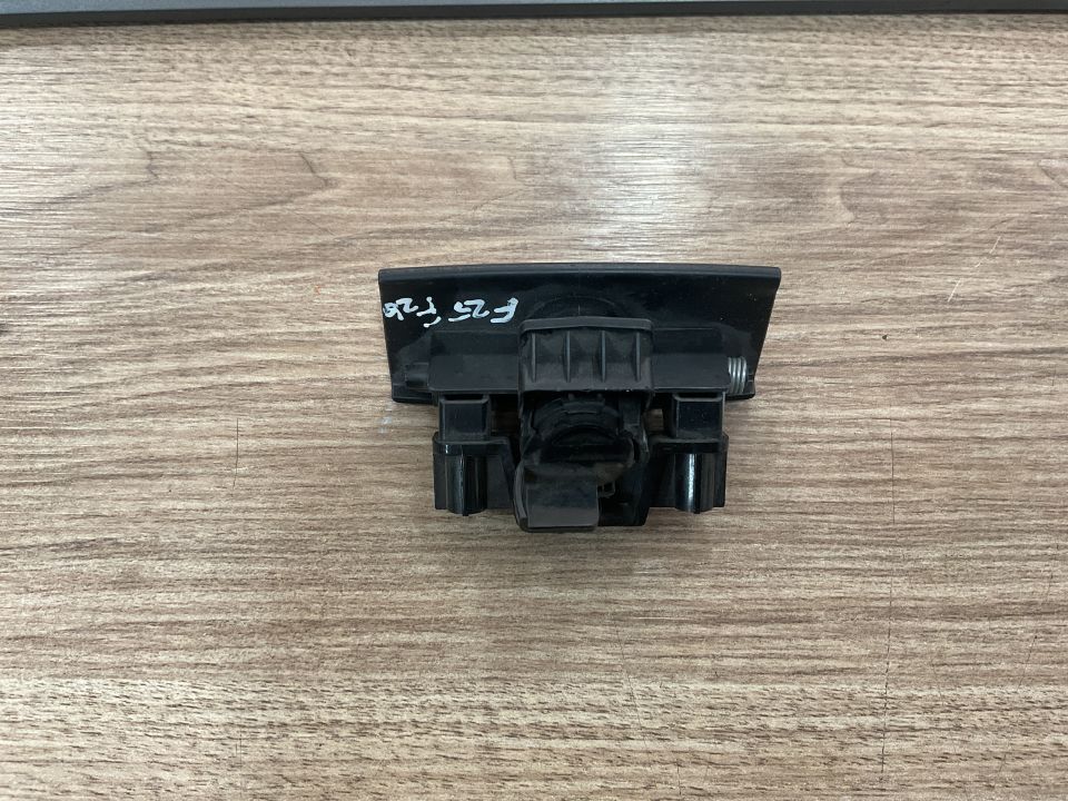 105038465 5038465 BMW F25 F26 BAGAJ KAPAĞI KİLİDİ ÇIKMA ORJİNAL