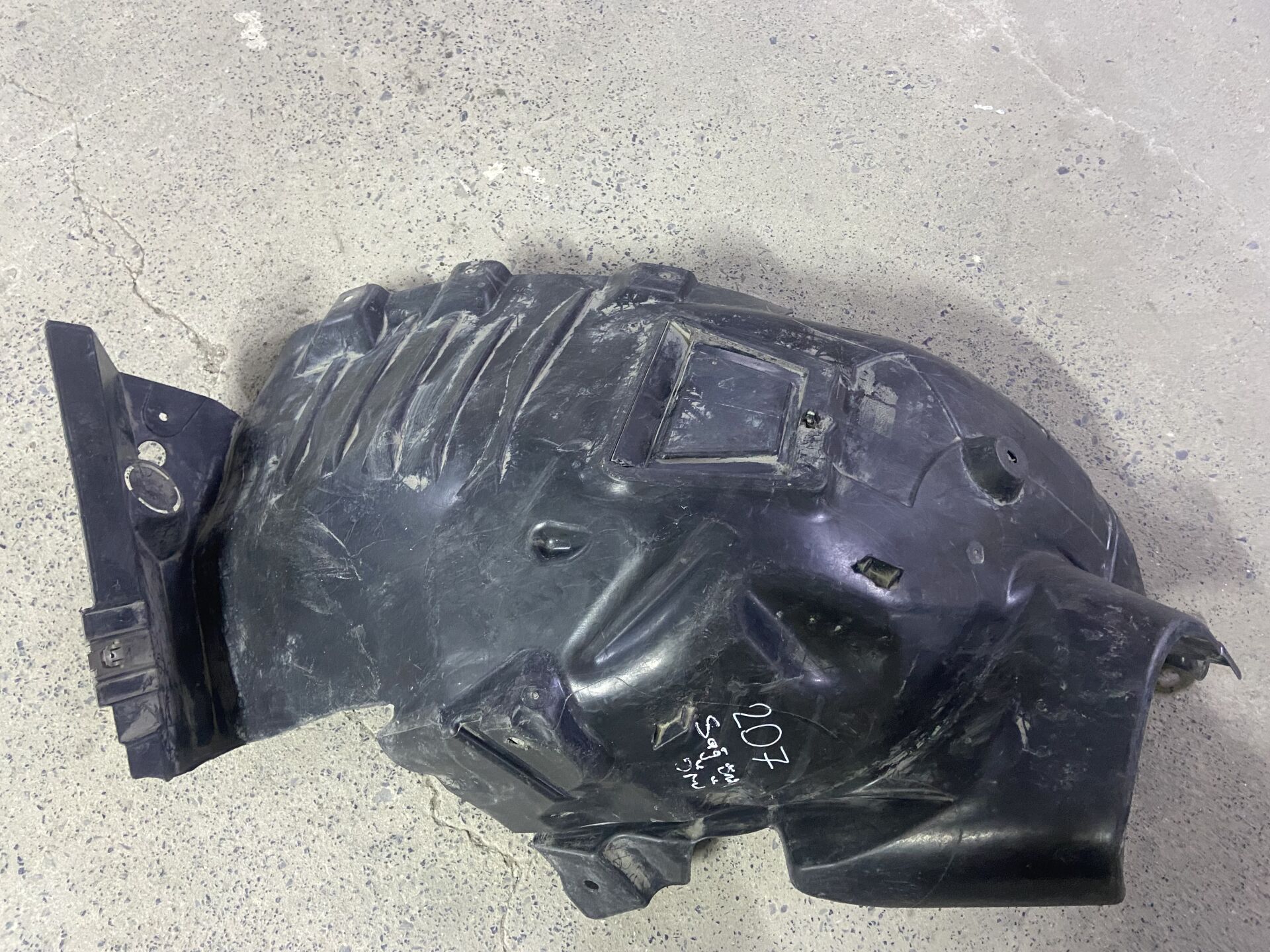 A2076901730 MERCEDES W207 SAĞ ÖNÜN ÖNÜ DAVLUMBAZ ÇIKMA ORJİNAL