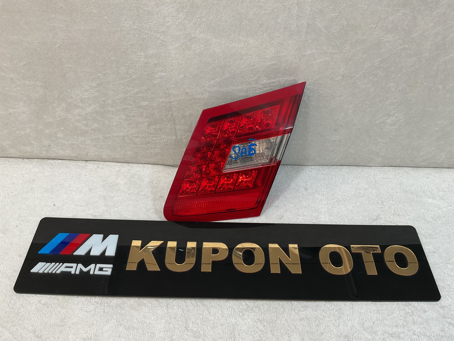 A2129060458 A2128200864 MERCEDES E200 W212 212 E SAĞ STOP ÇIKMA ORJİNAL