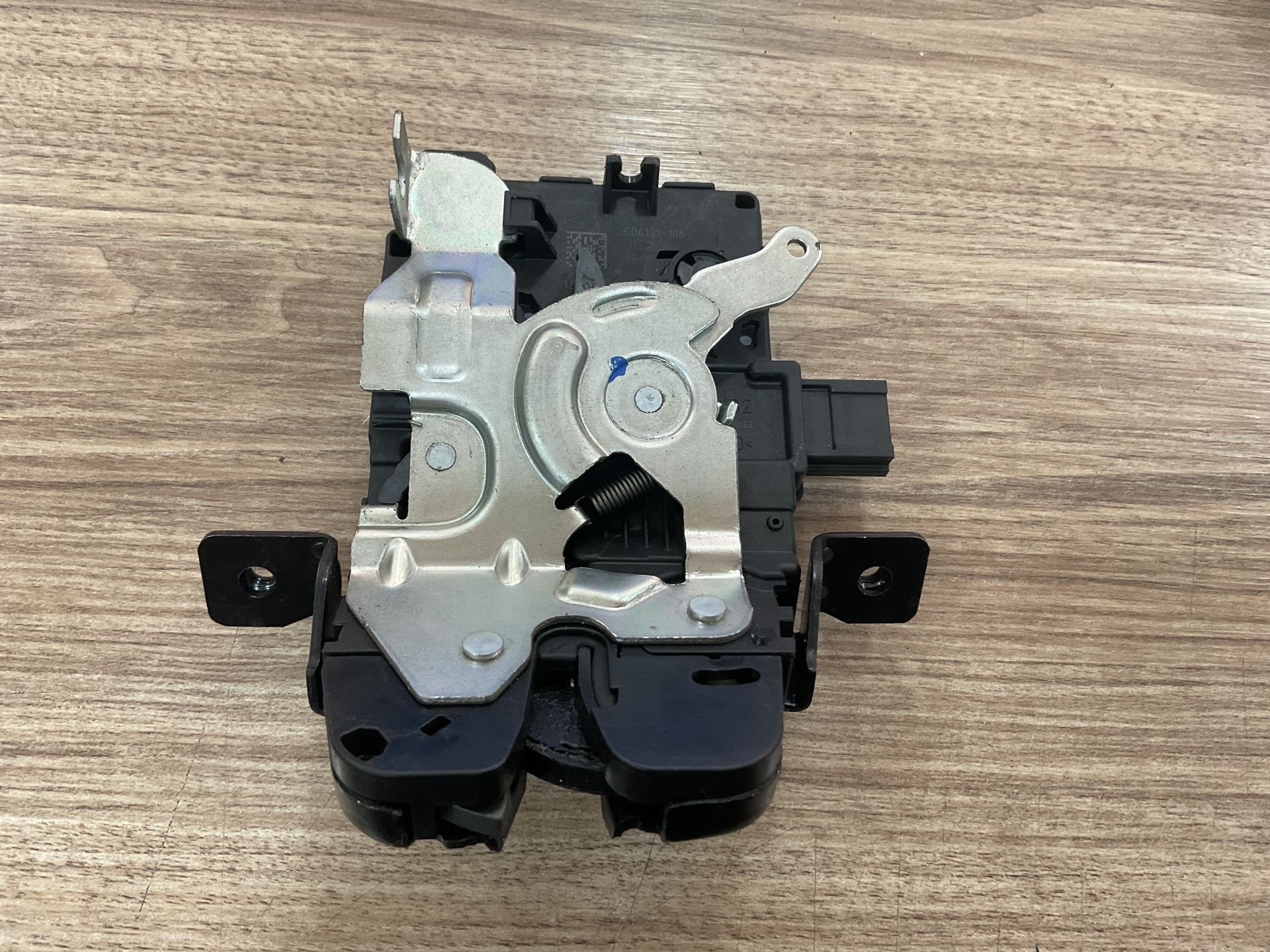 CPLA442A66AE LR048039 LR070126 RANGE ROVER SPORT L405 L494 BAGAJ KİLİDİ ÇIKMA ORJİNAL