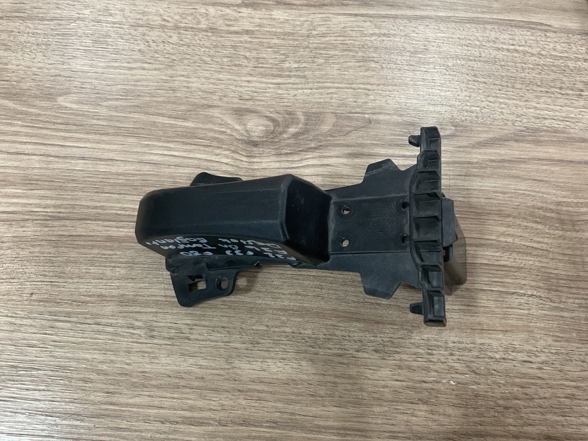 51117301713 7301713 BMW F32 F33 ÖN TAMPON DESTEK BAĞLANTI BRAKETİ ÇIKMA ORJİNAL