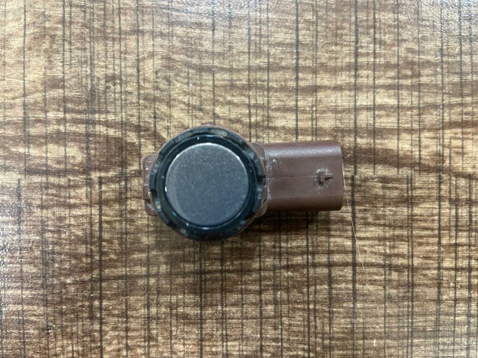 66205A04CA4 5A04CA4 BMW G30 PARK SENSÖRÜ ÇIKMA ORJİNAL
