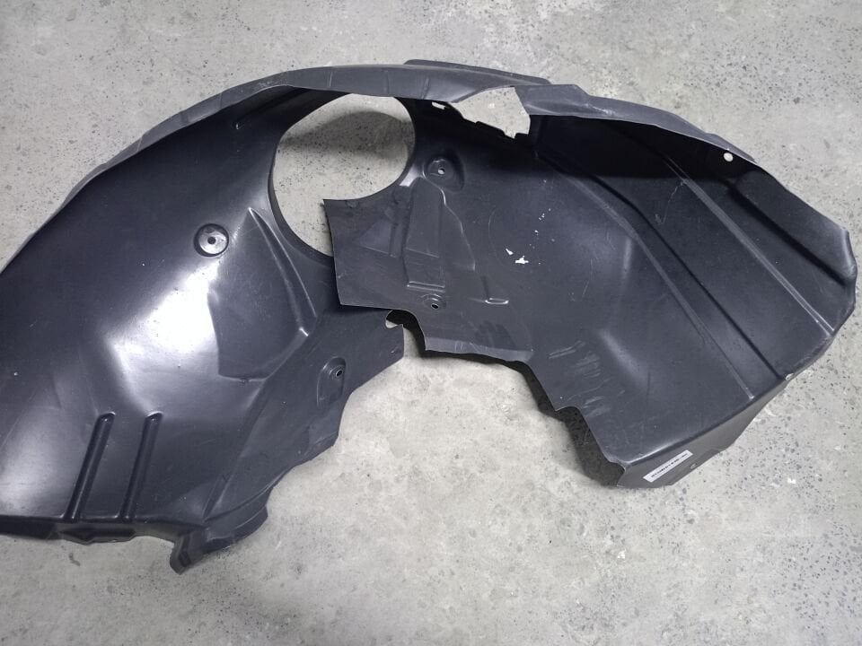 51719633354 9633354 BMW İX SAĞ ARKA DAVLUMBAZ ÇIKMA ORJ