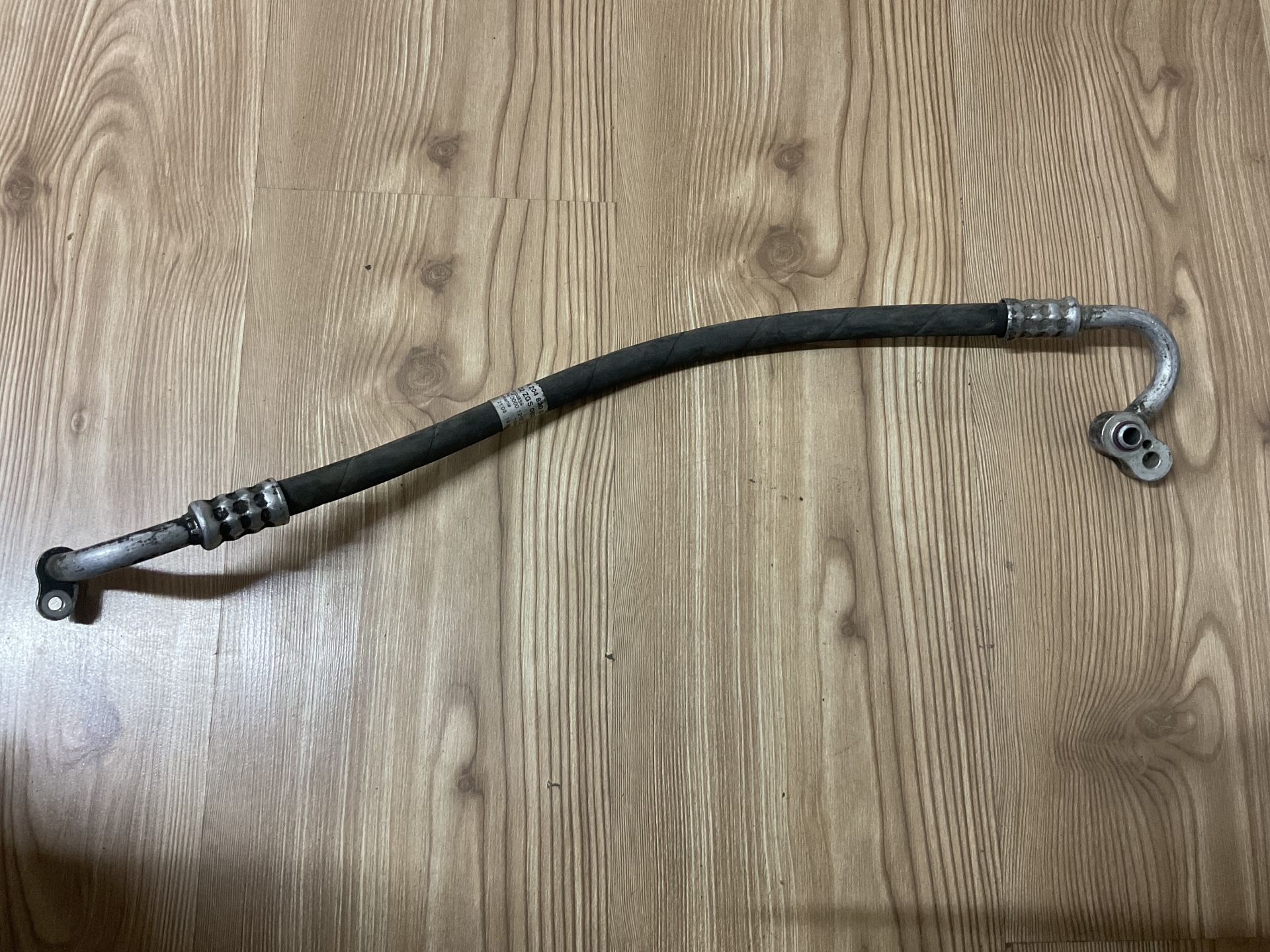A2048300615 MERCEDES W204 KLİMA BORUSU ÇIKMA ORJİNAL
