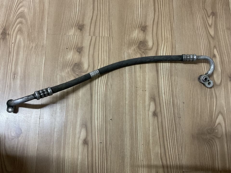 A2048300615 MERCEDES W204 KLİMA BORUSU ÇIKMA ORJİNAL