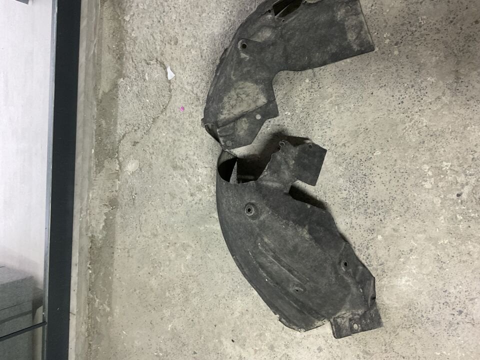51717207577 7207577 MİNİ COOPER R56 SOL ÖN DAVLUMBAZ ÇIKMA ORJİNAL