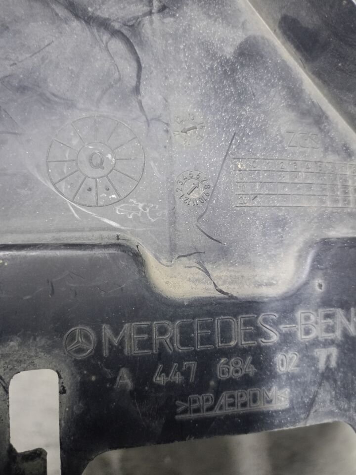 A4476840277 MERCEDES W447 VİTO SAĞ ÖN DAVLUMBAZ ÇIKMA ORJİNAL