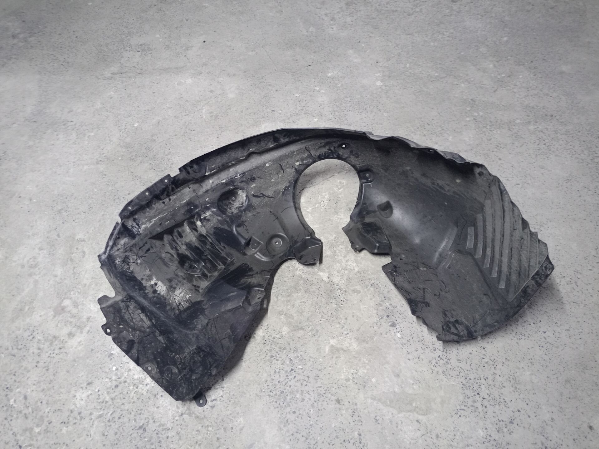 51757436624 7436624 BMW F44 SAĞ ÖN DAVLUMBAZ ÇIKMA ORJİNAL