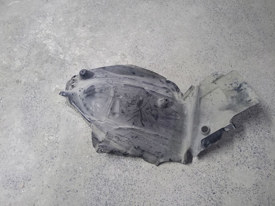 A2056913400 W205 MERCEDES SAĞ ARKA DAVLUMBAZ ÇIKMA ORJİNAL