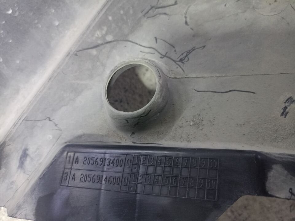 A2056913400 W205 MERCEDES SAĞ ARKA DAVLUMBAZ ÇIKMA ORJİNAL