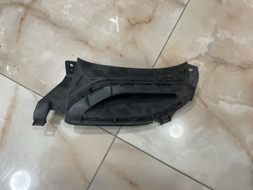 A2138856206 MERCEDES W213 SOL EGZOS BRAKETİ ÇIKMA ORJİNAL