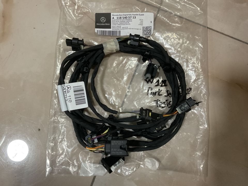 A1185405713 MERCEDES W118 ARKA PARK SENSÖR TESİSATI SIFIR ORJİNAL