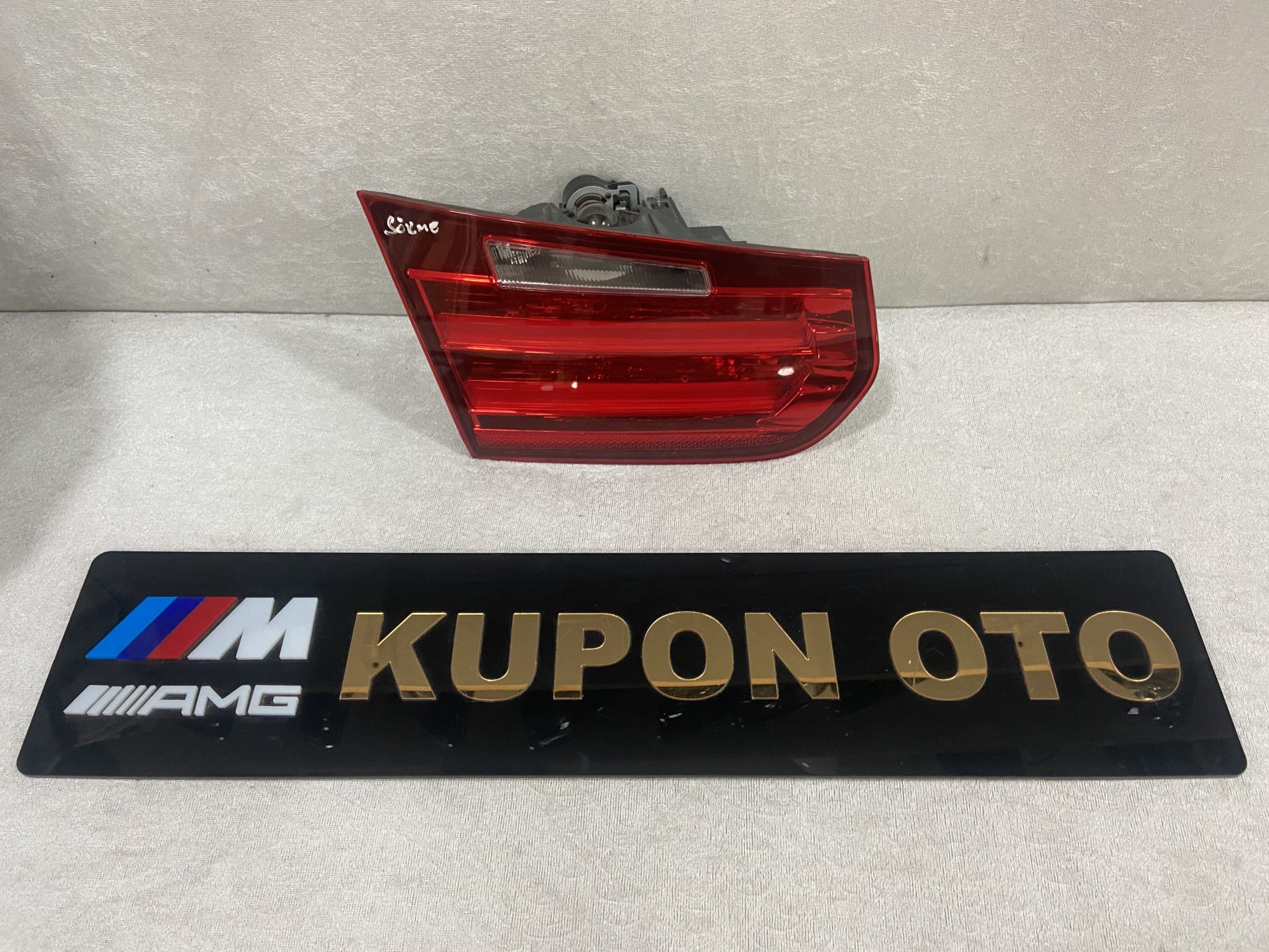 7259915 BMW F30 3 SERİSİ SOL ARKA İÇ STOP  HATASIZ SÖKME