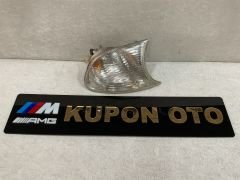 63137165858 7165858 BMW E46 3 SERİSİ ÖN SAĞ SİNYAL LAMBASI ÇIKMA ORJİNAL