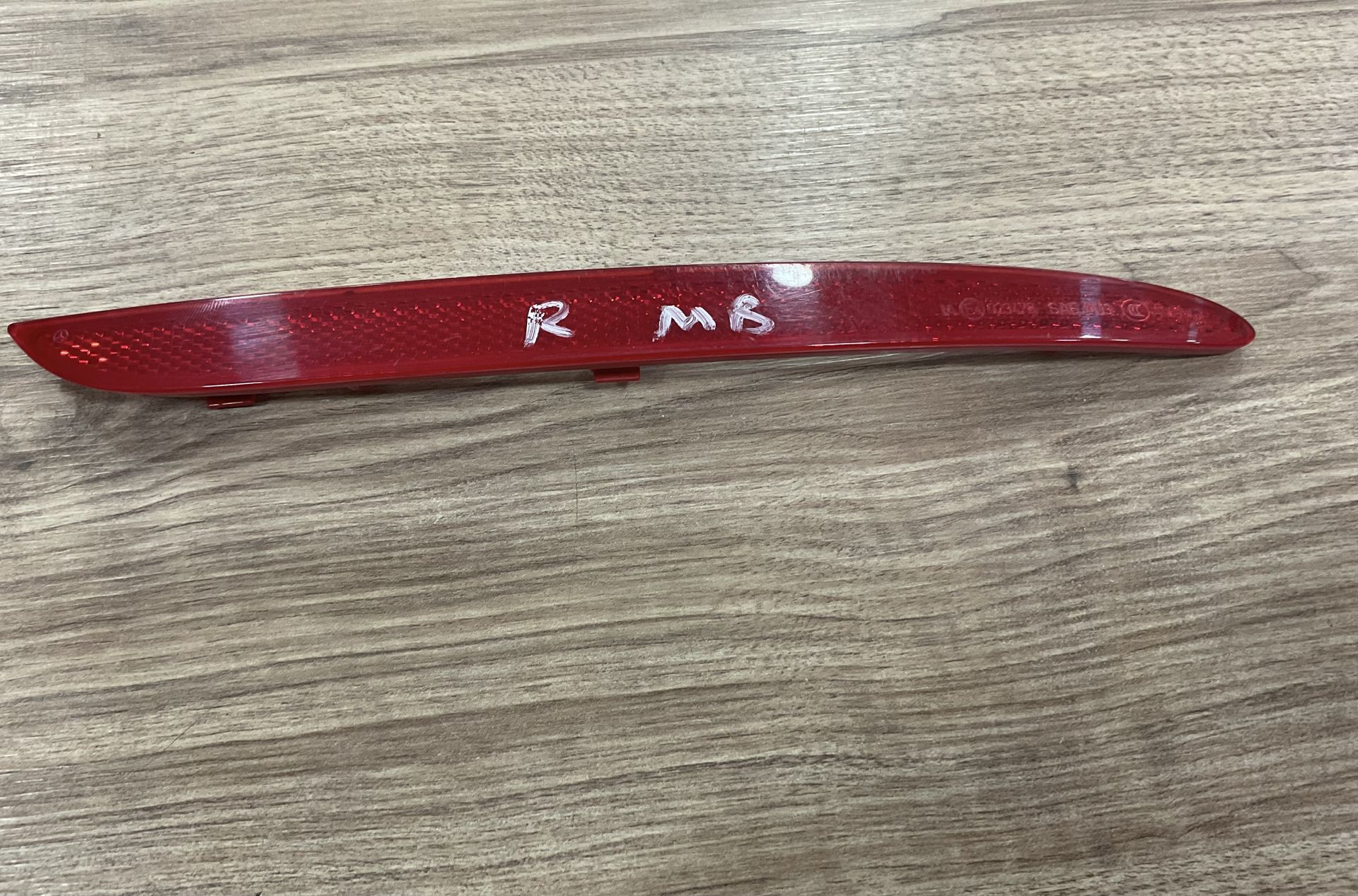 A2178200274 MERCEDES W205 SAĞ ARKA TAMPON REFLEKTÖRÜ ÇIKMA ORJİNAL