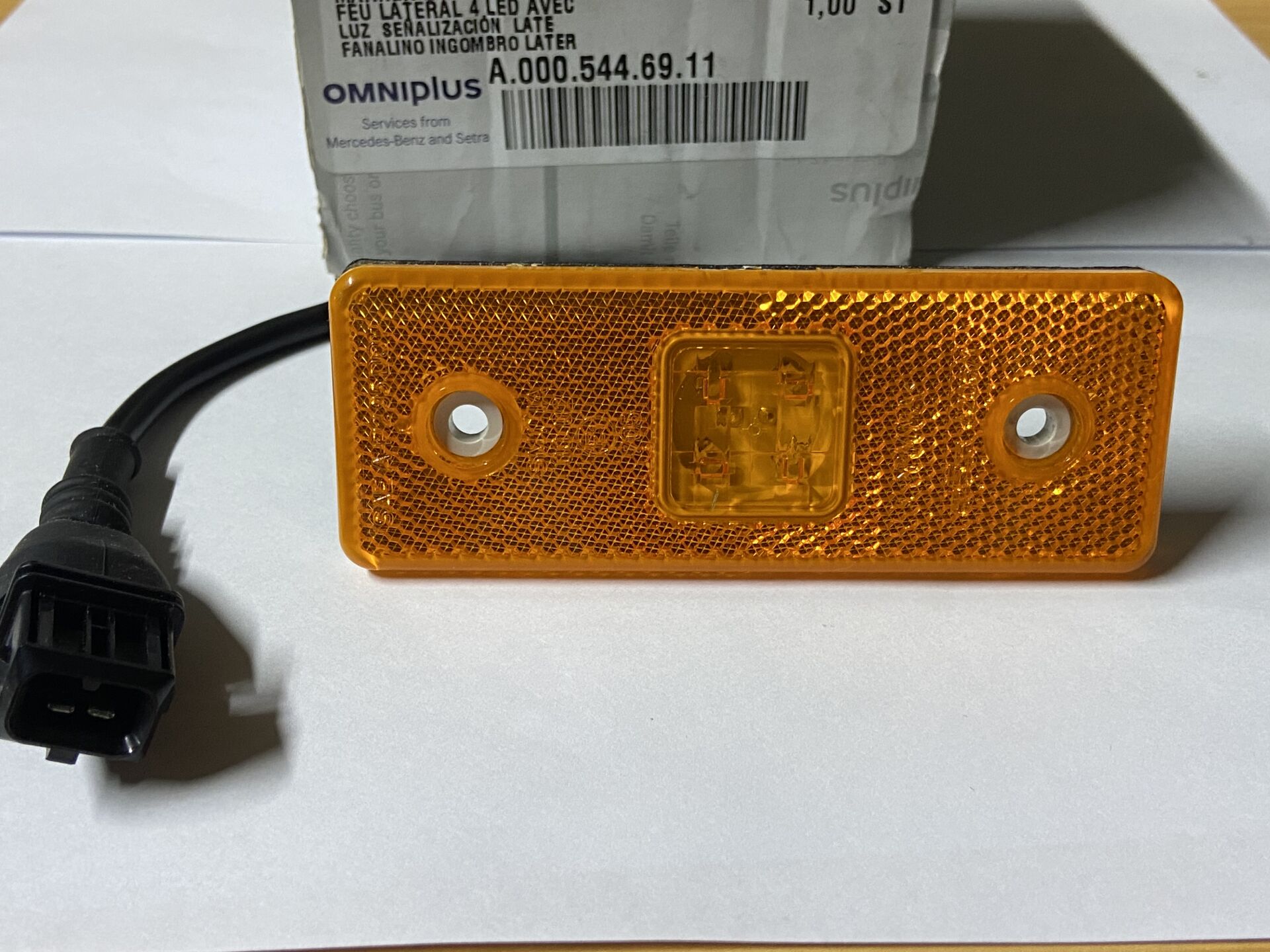 A0005446911 A0028208856 MERCEDES TRAVEGO TOURİSMO YAN SİNYAL SIFIR ORJİNAL
