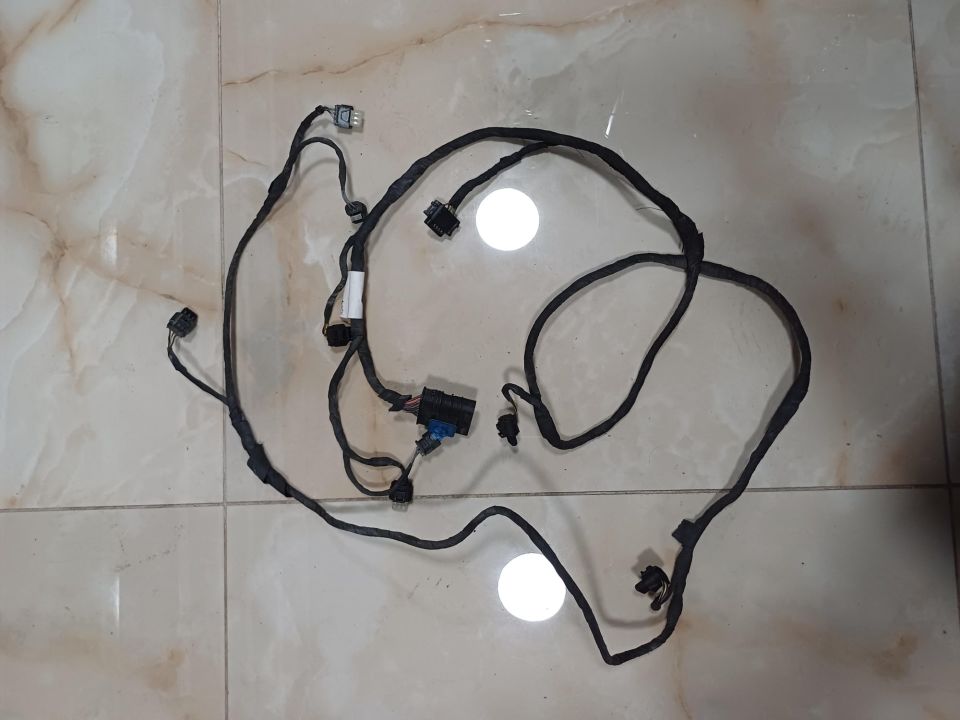 A2124404751 MERCEDES W212 ÖN TAMPON PARK SENSÖR TESİSATI ÇIKMA ORJİNAL