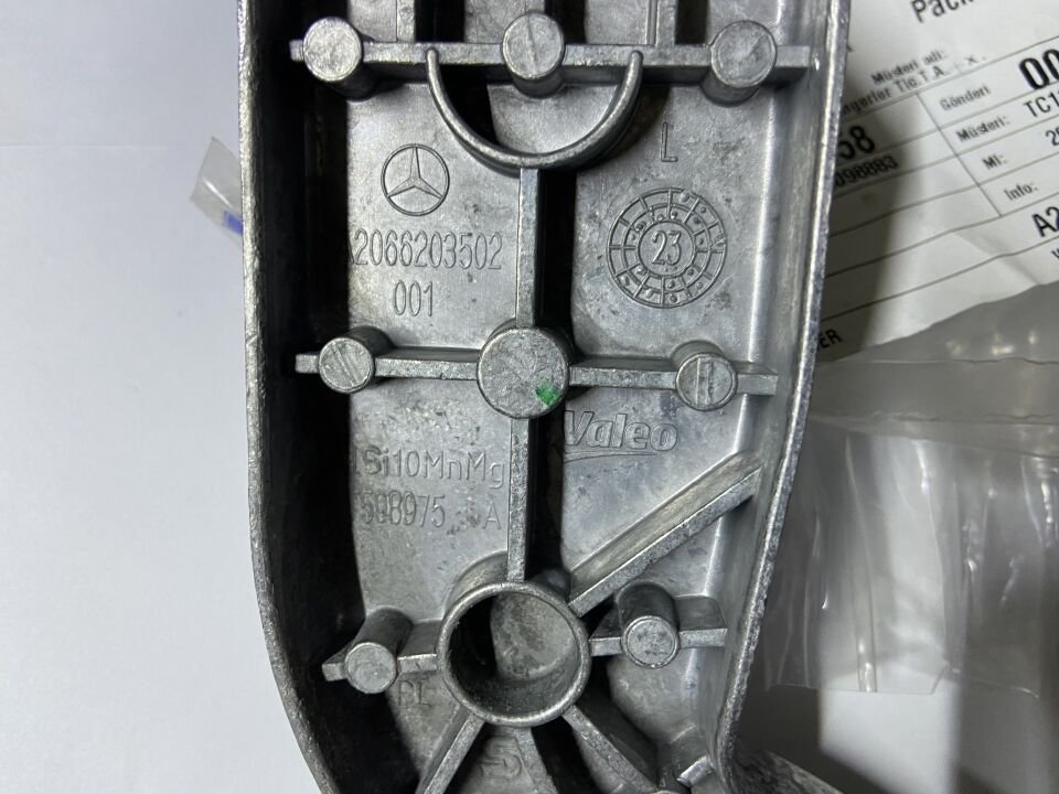 A2066203502 MERCEDES W206 W236 ÖN PANEL SOL BAĞLANTI AYAĞI SIFIR ORJİNAL