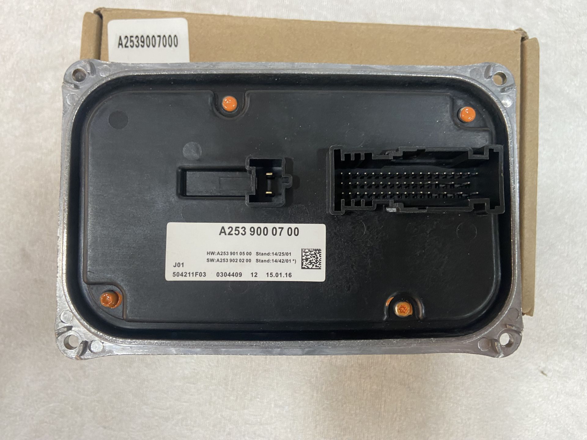 A2539007000 A2539000700 A2539010500 A2539020200 MERCEDES W253 253 C253 X253 GLC FAR BEYNİ SIFIR 130€