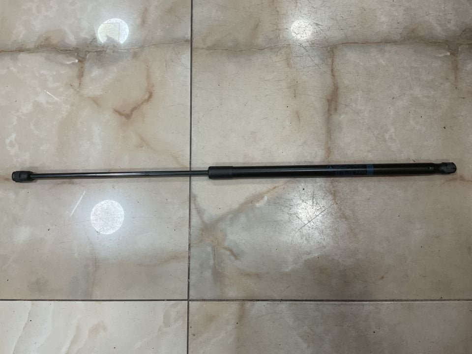 A2048800029 MERCEDES W204 SOL ÖN KAPUT AMORTİSÖRÜ SIFIR ORJİNAL