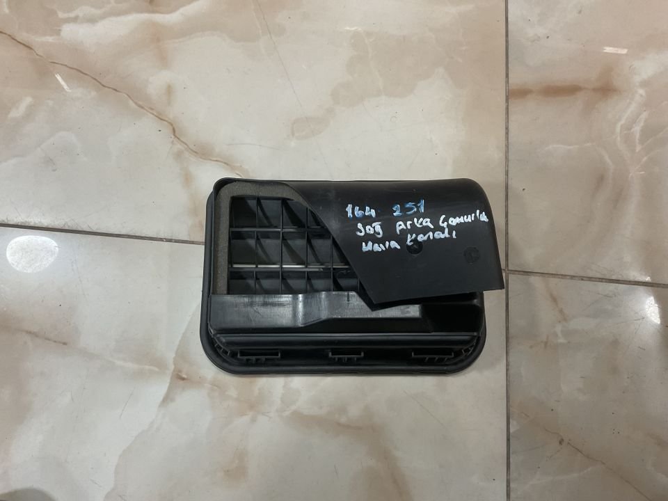 A1648300442 MERCEDES W164 W251 SAĞ ARKA ÇAMURLUK HAVA KANALI