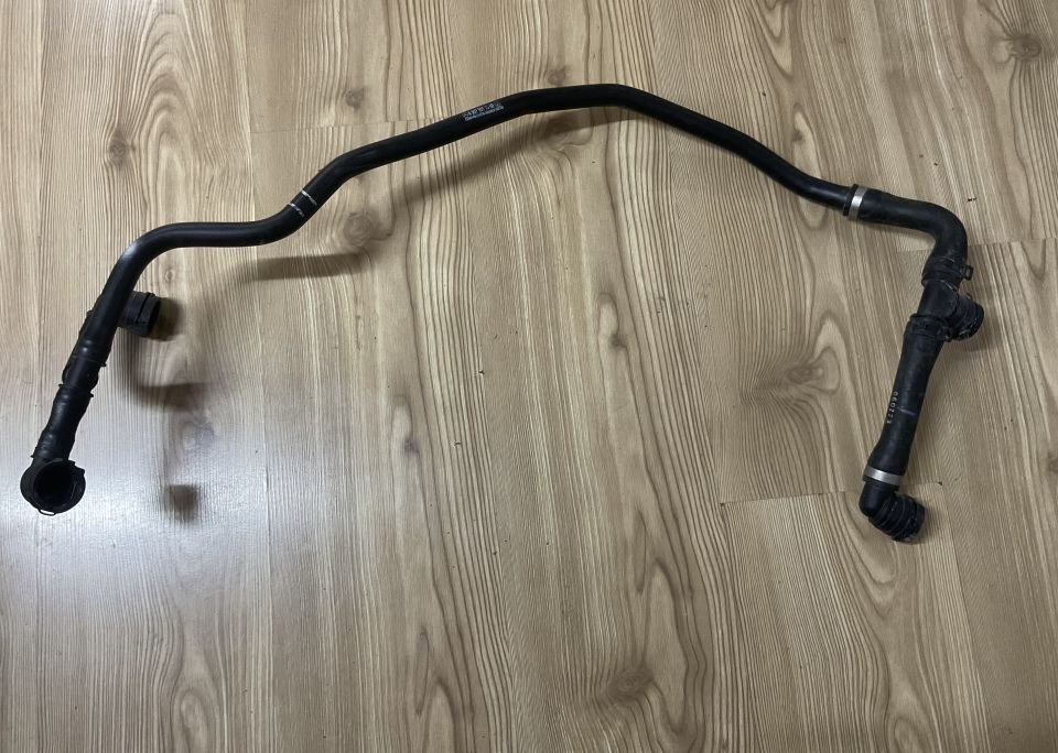 A9075011000 MERCEDES W907 ÖN SAĞ SU SOĞUTMA HORTUMU ÇIKMA ORJİNAL