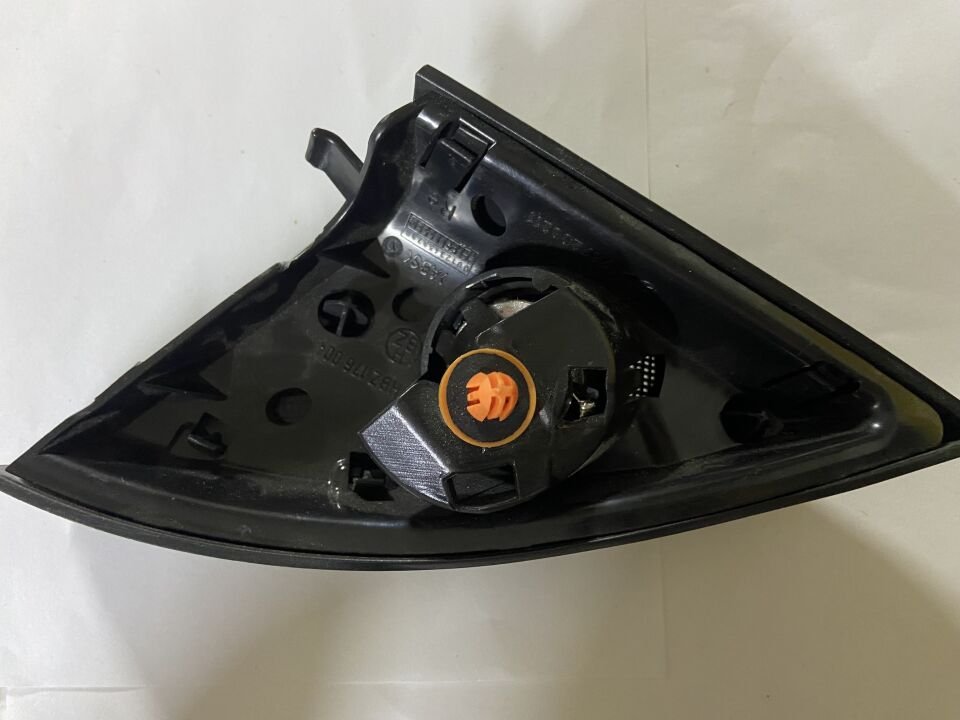 A1768200211 MERCEDES W176 A180 A200 SAĞ ÖN HOPARLÖR KAPAĞI ÇIKMA ORJİNAL