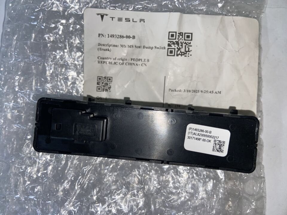 1493286-00-B TESLA Y MODEL ARKA KOLTUK AYAR DÜĞMESİ SIFIR ORJİNAL