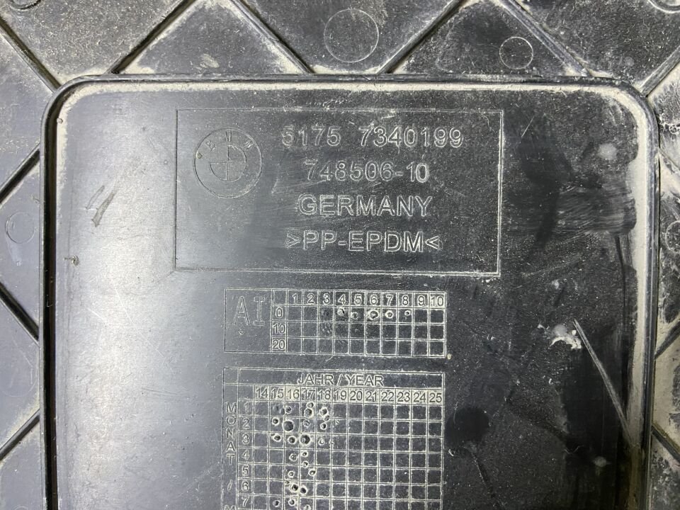 51757340199 7340199 BMW G30 DAVLUMBAZ KAPAĞI ÇIKMA ORJİNAL