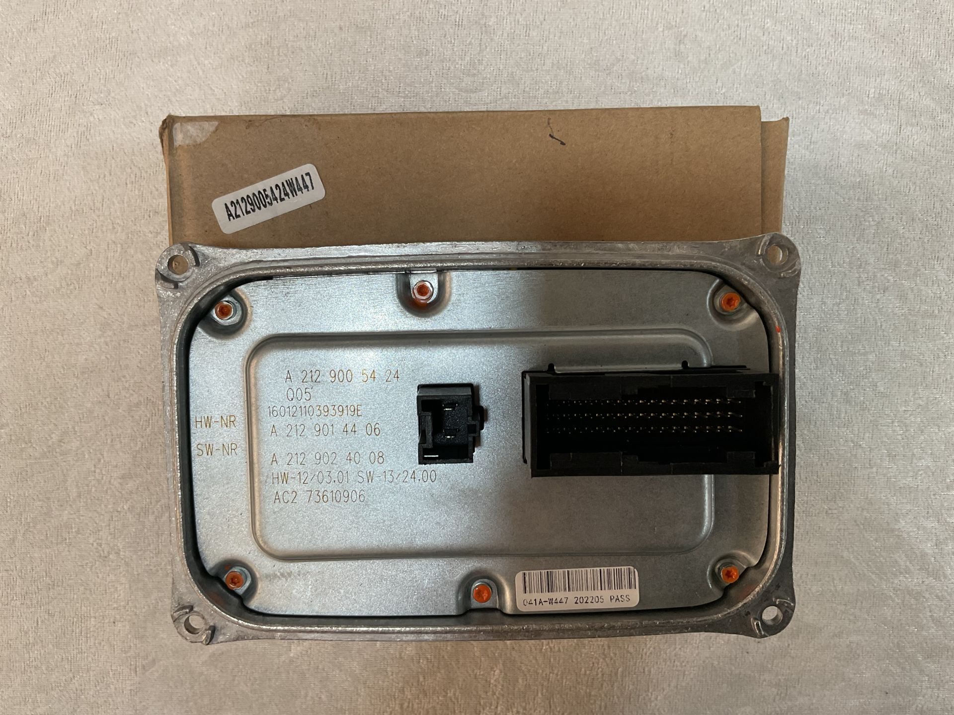 A2129005424 MERCEDES W212 E180 E200 W207 E250 E350 W447 VİTO FAR LED BEYNİ SIFIR Y.S